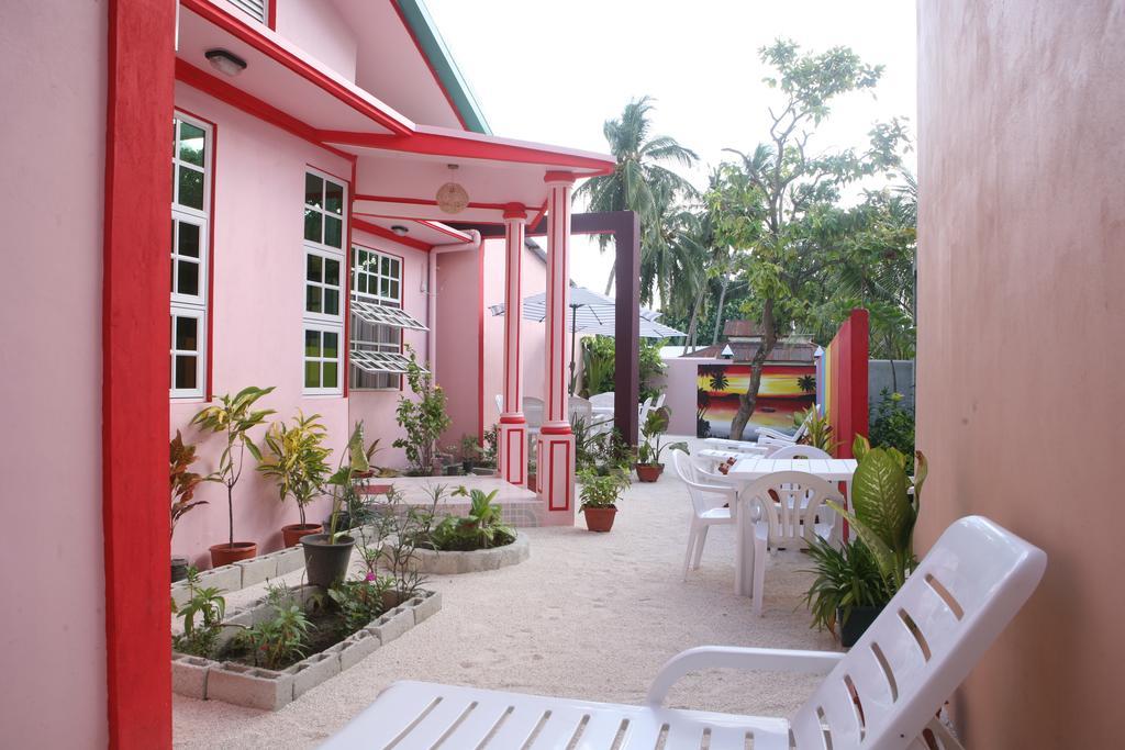 Equa Reef Maldives Hotel Addu Atol Buitenkant foto