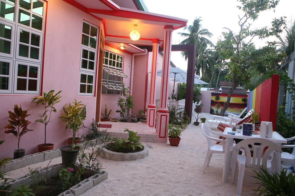 Equa Reef Maldives Hotel Addu Atol Buitenkant foto