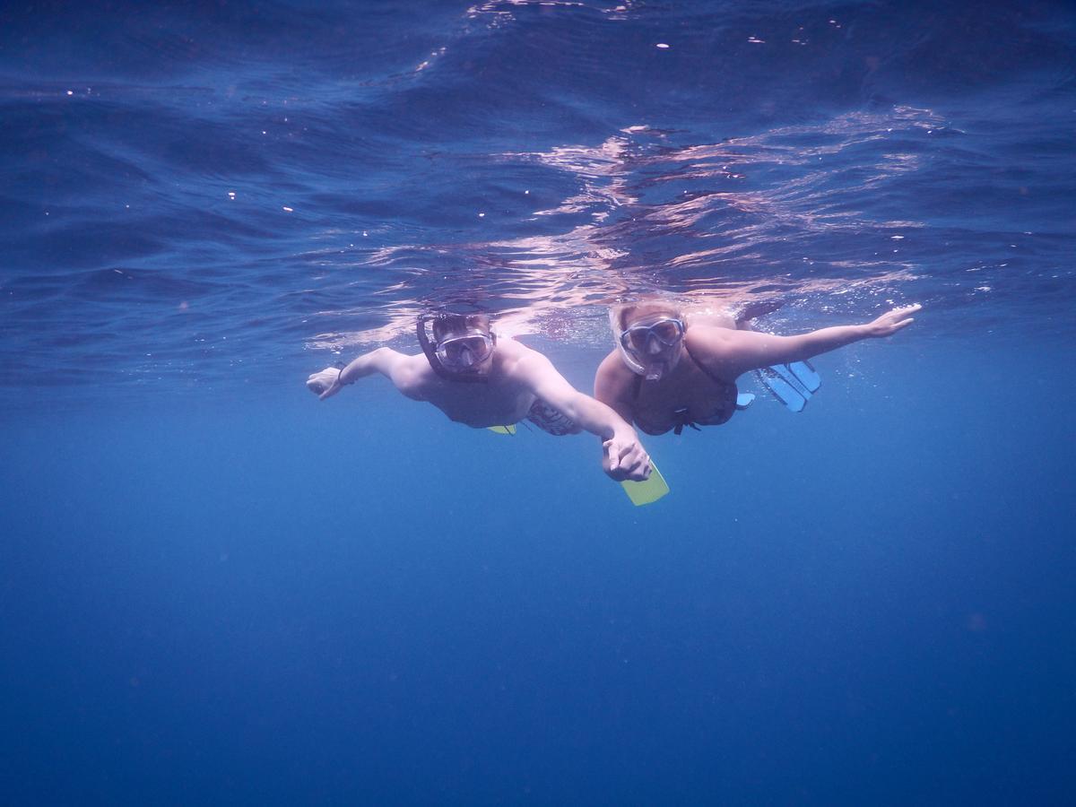 Equa Reef Maldives Hotel Addu Atol Buitenkant foto